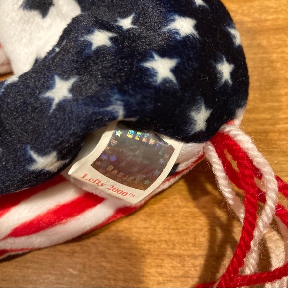 NWT Vintage "Lefty 2000” Beanie Baby. Date of birth 7/4/2000. Plastic tag holder - Picture 11 of 13